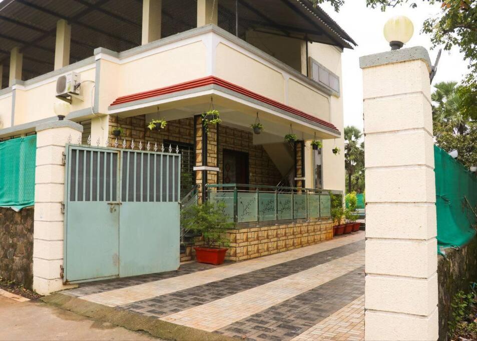 Stayhaven Aqua With Pvt Theatre & Pool Mumbai Exterior photo